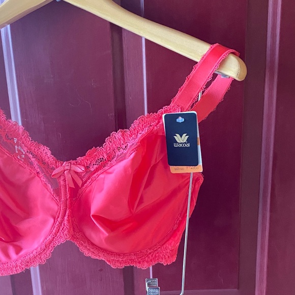 Wacoal Vibrant Red Lace Bra - Picture 4 of 8